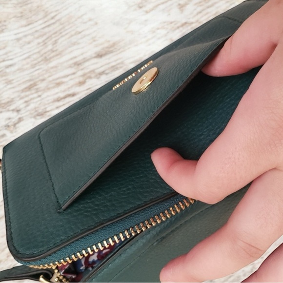 NWT Vera Bradley Ultimate Crossbody Leather - Picture 4 of 14